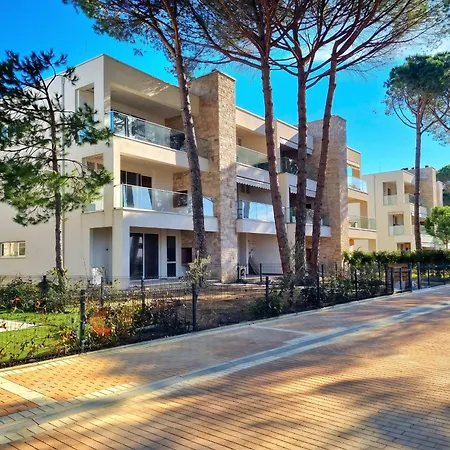 Sanpietro Homes 296 Апартаменты Plazhi San Pietro