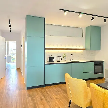Sanpietro Homes 296 Plazhi San Pietro