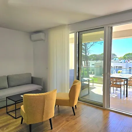 Apartment Splendid Stay In San Pietro Beach *
